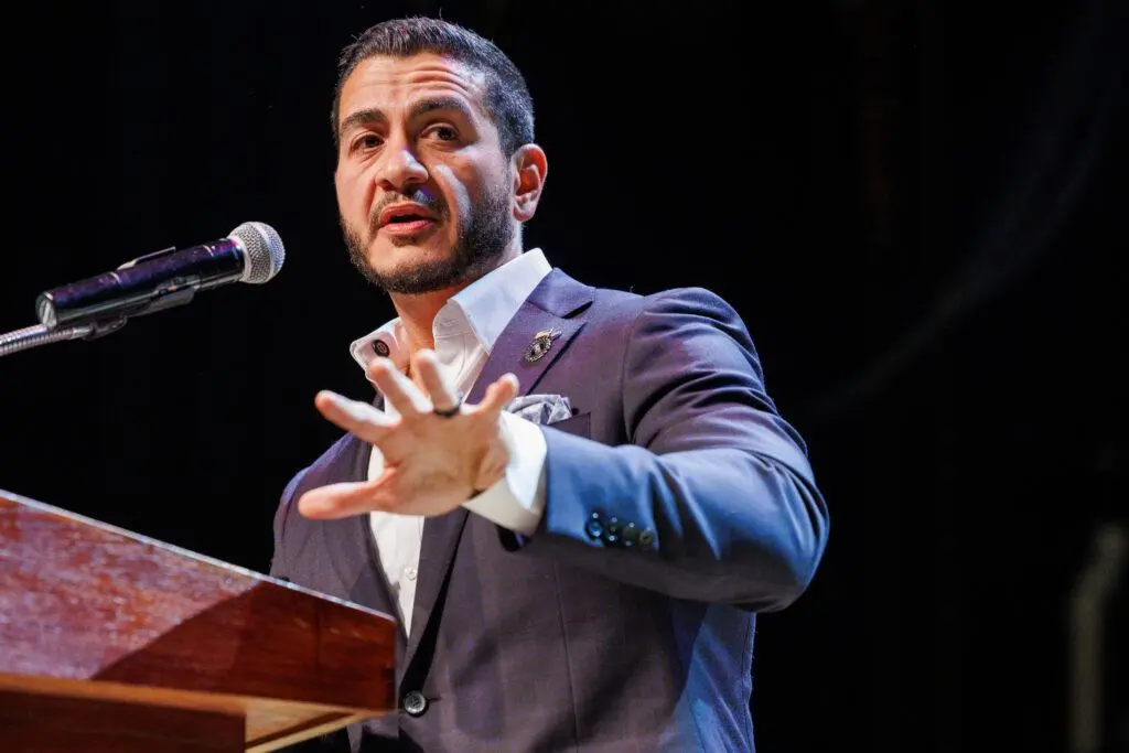El-Sayed declares victory in Michigan’s Democratic U.S. Senate primary