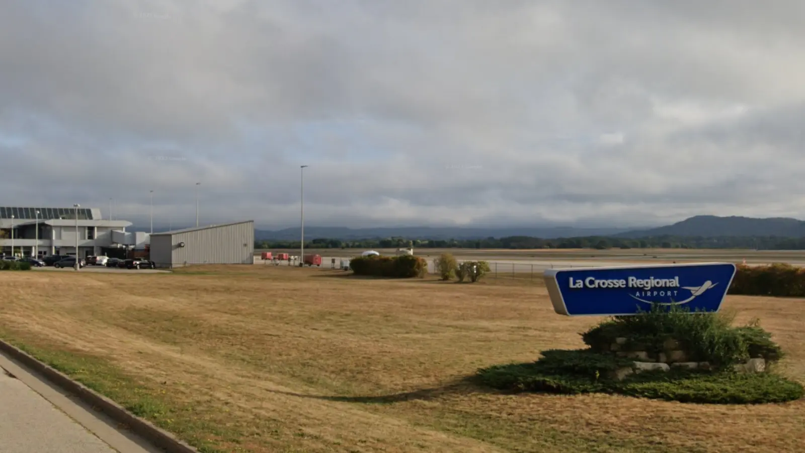 La Crosse Regional Airport sees fewer passengers in 2024