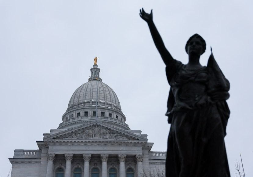 Wisconsin Dems bill would automatically register eligible citizens to vote at DMV