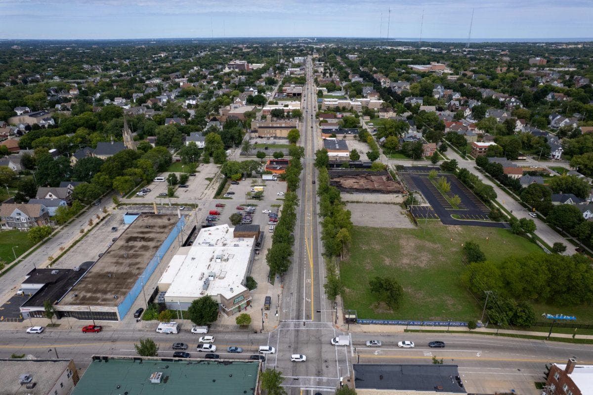 Organizers seek resident feedback on King Drive Corridor Plan