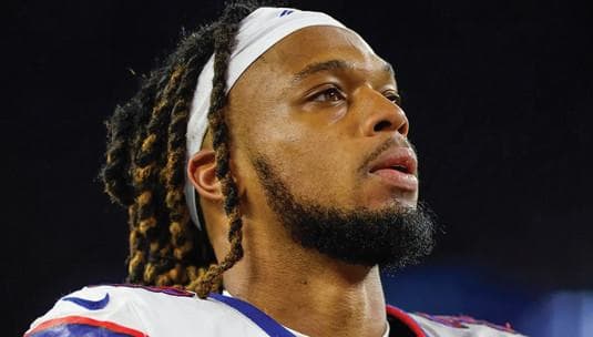 Buffalo Bill Damar Hamlin Suffers Cardiac Arrest on Field Monday in Cincinnati
