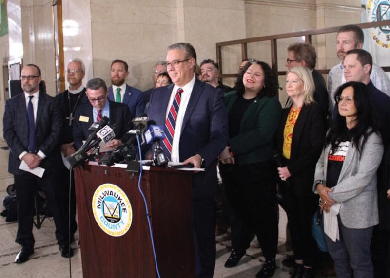Milwaukee Leaders Say ICE is Scaring People Away from Essential Services at the Courthouse