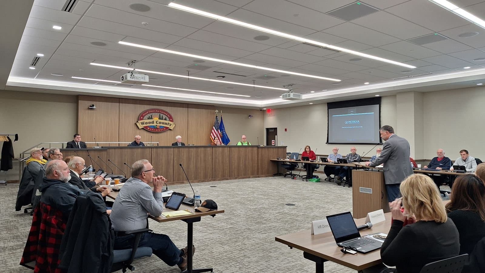 County employees honored at monthly Wood Board meeting