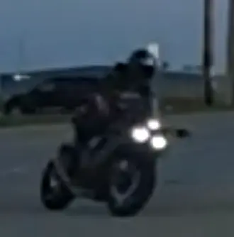 Motorcyclist Eludes FDL County Deputies