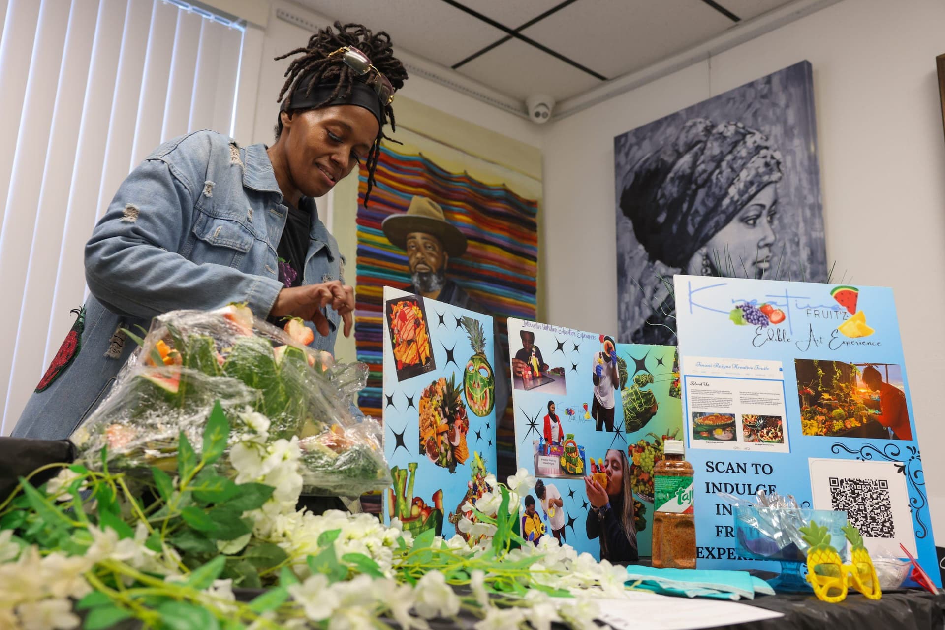 Peeling back barriers: Milwaukee fruit artist brings a fresh approach to healthy eating