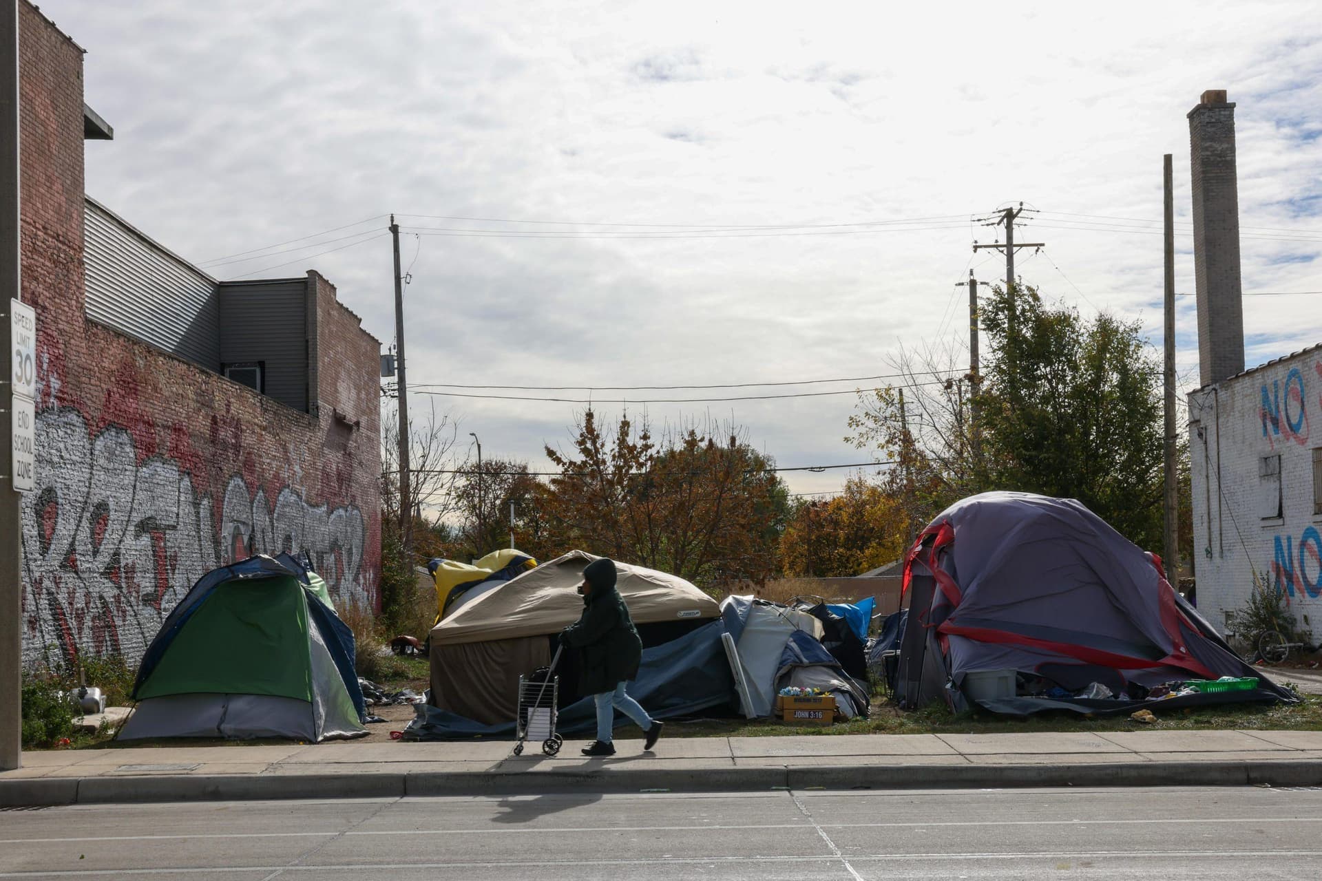 As homelessness crisis worsens, Milwaukee sees some success