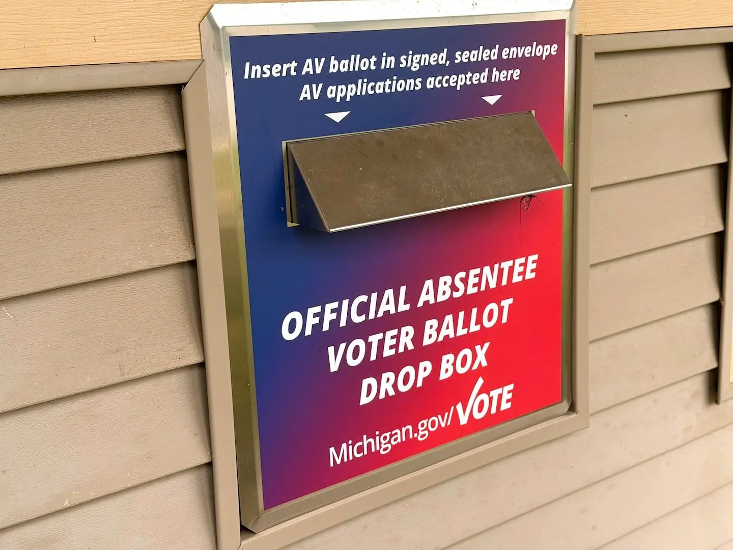 Voters in multiple Michigan counties still don’t have absentee ballots after clerks miss mailing deadline