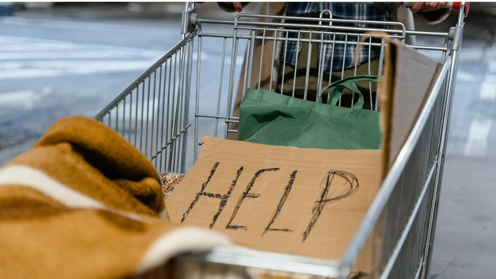 Advocacy groups say Oshkosh homeless told to "Move Along."