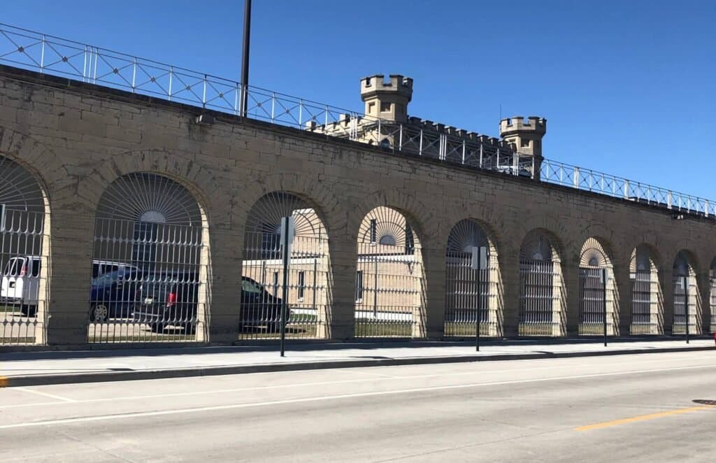 Wisconsin prisons are struggling to improve mental healthcare