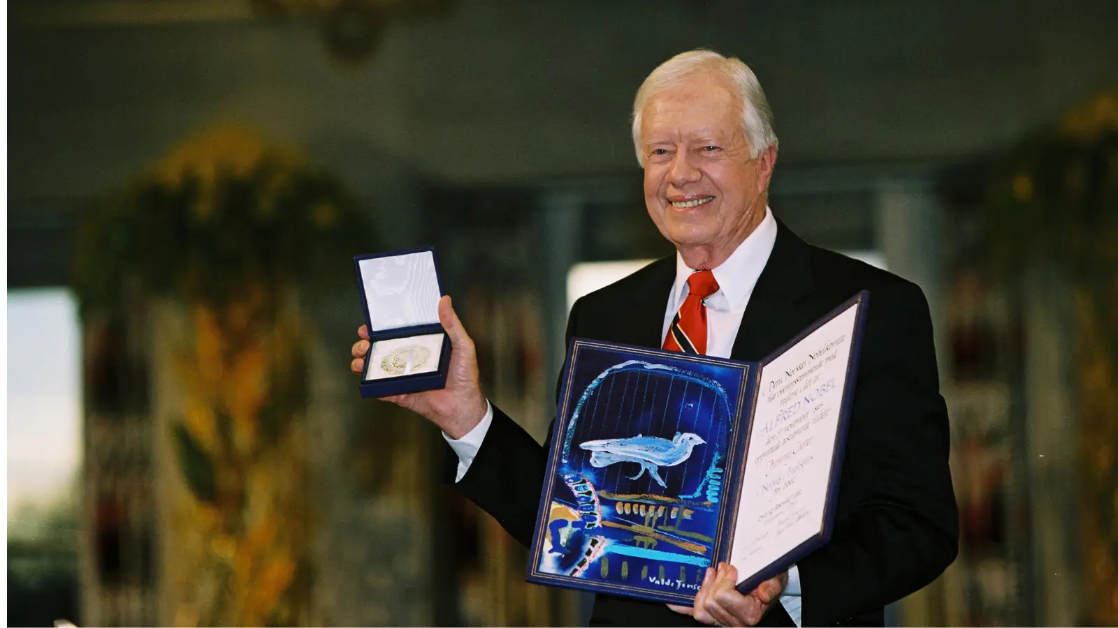Jimmy Carter, 39th US President, dies at 100