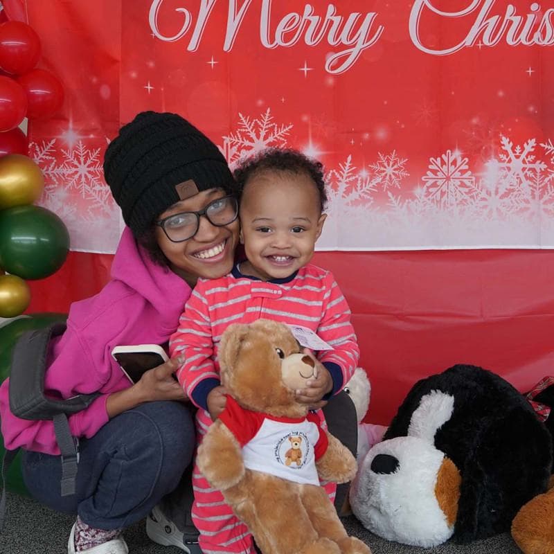 Holiday Season Brings Families Together in Effort to Reduce Infant Mortality