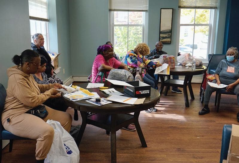 Neighborhood Groups Analyze Street and Bus Accessibility Through ‘Walk Audits’