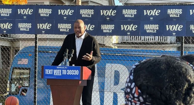 Bucks Head Coach Doc Rivers, Second Gentleman Doug Emhoff, and NBA legend Terry Porter Team Up for a Dunks for Democracy” Block Party