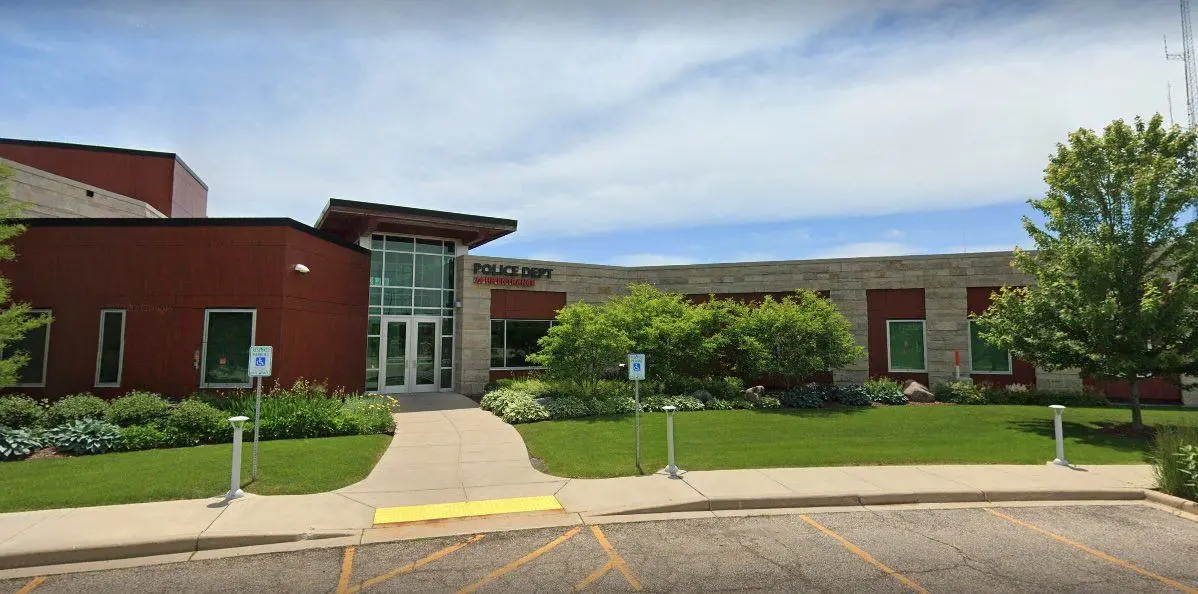Gun goes off during confrontation on Durand Avenue in Mount Pleasant; no one hit, Racine woman, 21, arrested