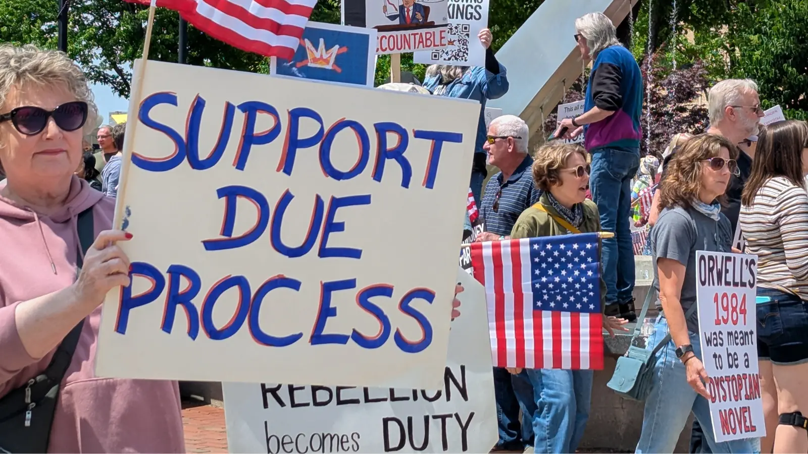Over 700 participate in “No Kings” protest in Oshkosh