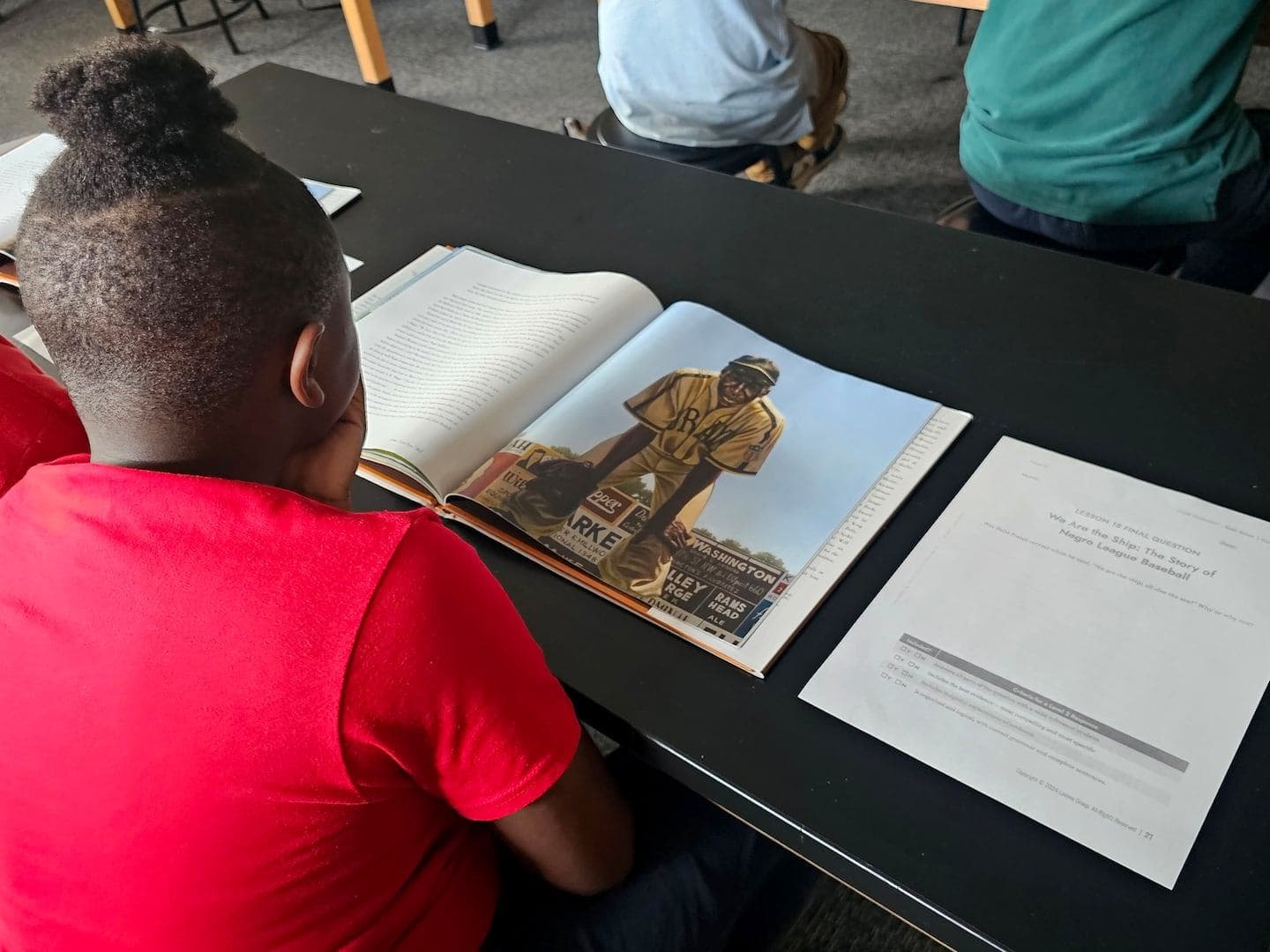 Half of teacher preparation programs align with the science of reading, report finds