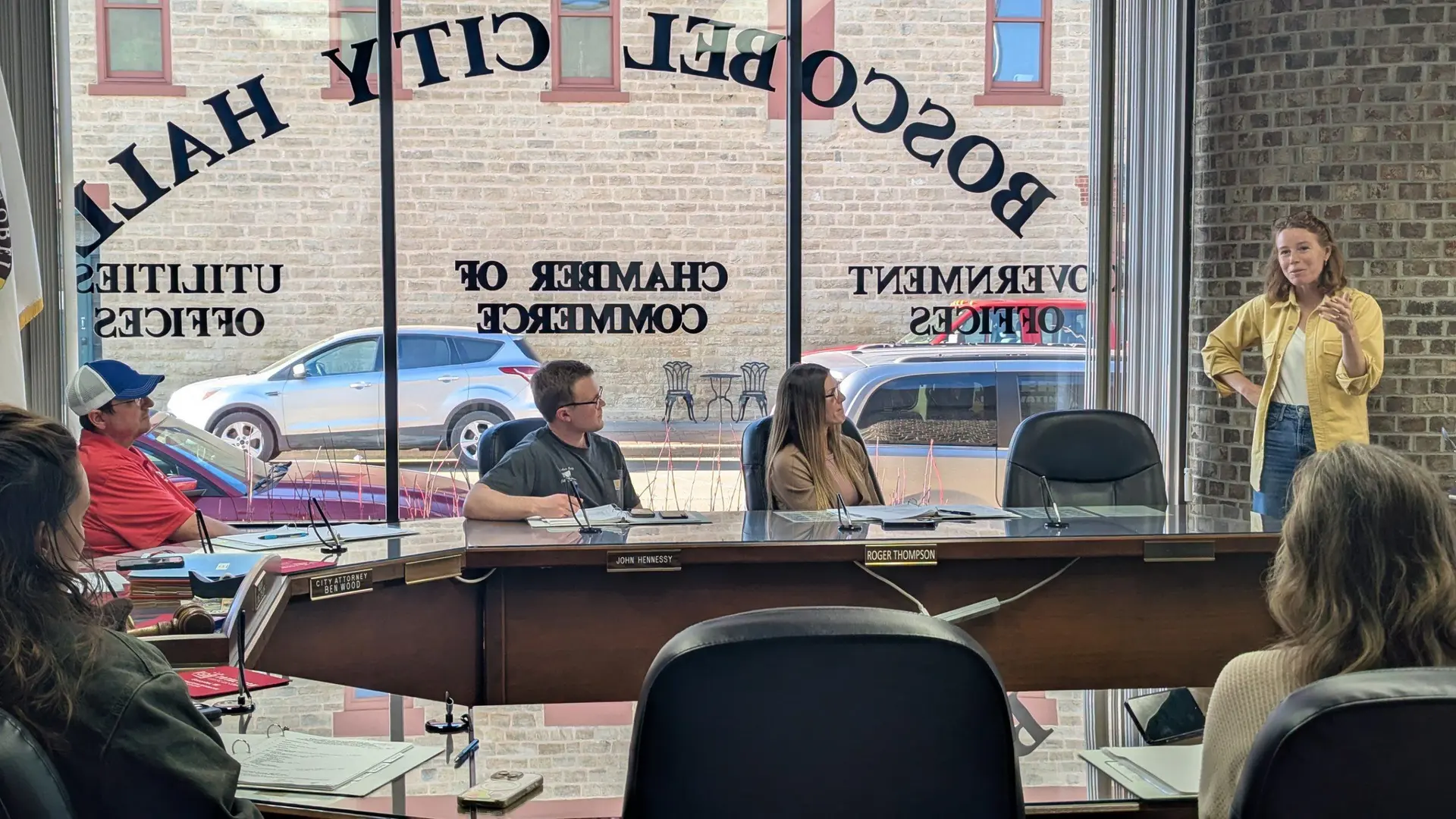 Congressional candidate Cooke talks small business, economy during campaign stop