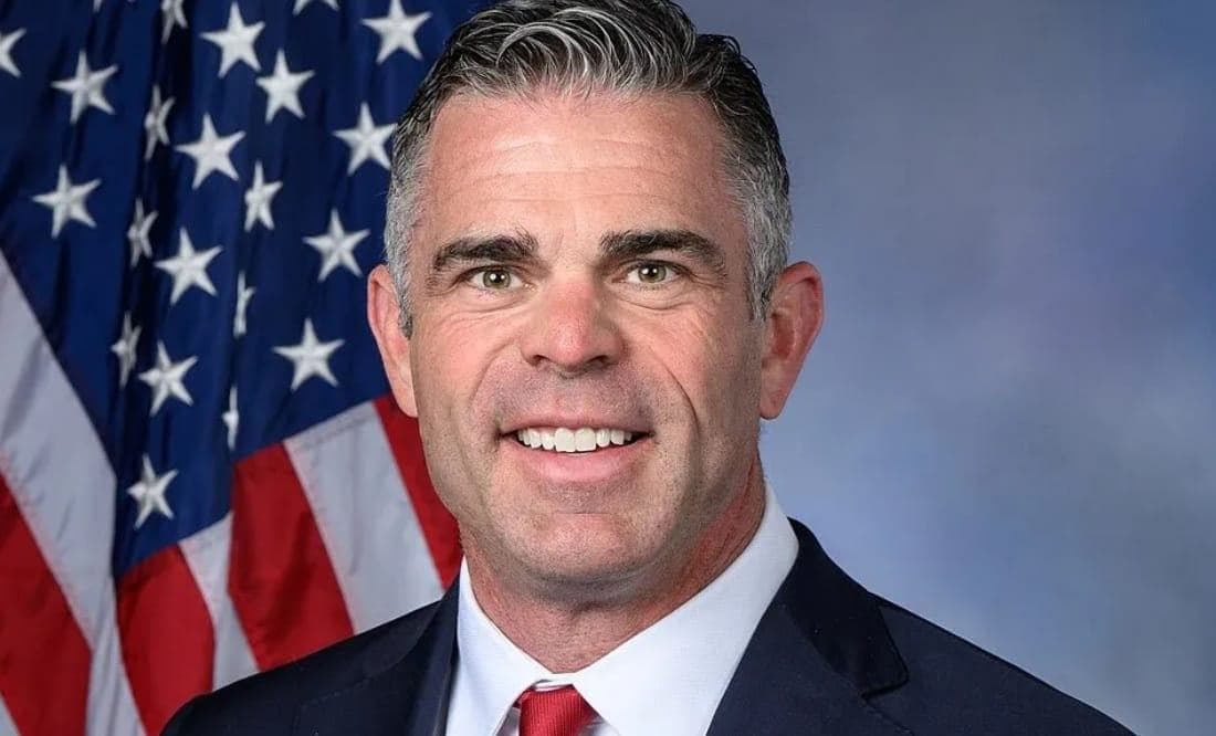 This wealthy Wisconsin congressman keeps aggressively trading stocks; a bipartisan bill would ban the practice