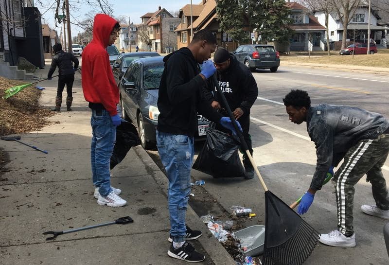 Youth Stipend Program Cleans the Community and Offers Youth Opportunity