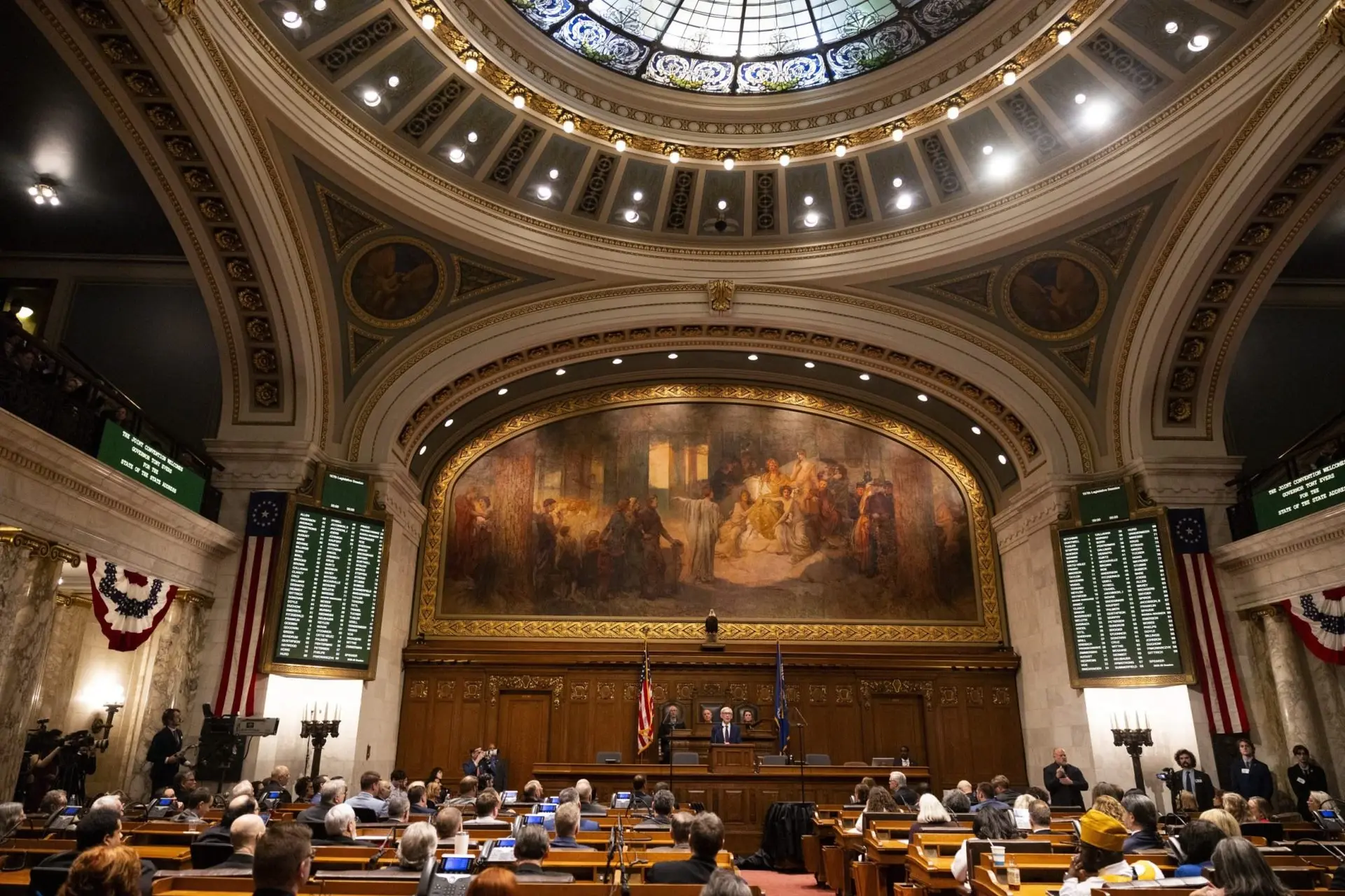 Here are the 14 Wisconsin districts that will decide which party controls the Legislature