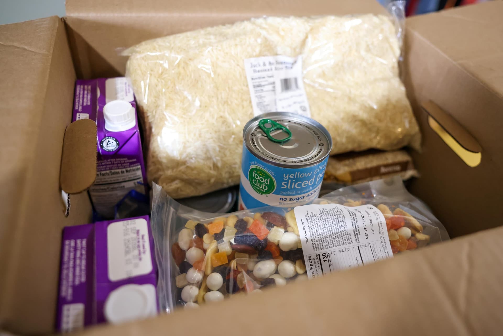 Wisconsin to cut FoodShare, Medicaid for thousands of refugees under new federal rules
