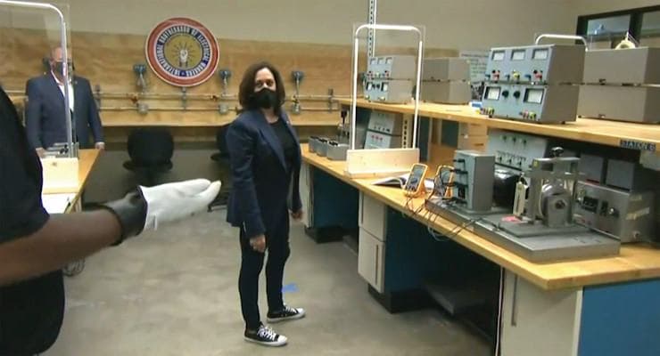 Kamala Harris Talks Small Business Recovery During Milwaukee Visit
