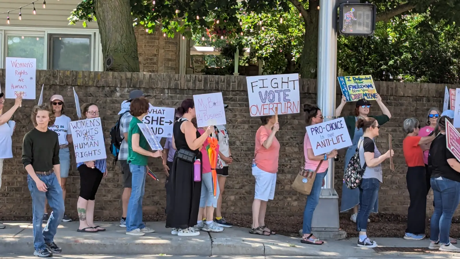 Women's group marches for reproductive rights