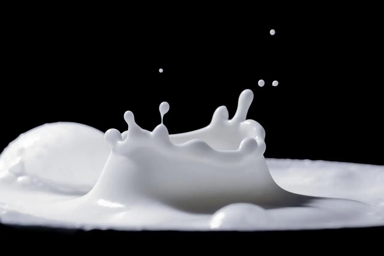 A handful of cooperatives control the US milk market