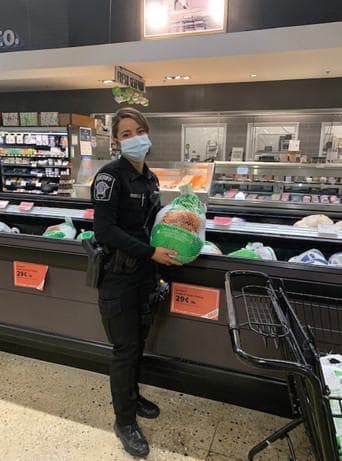 Milwaukee County Sheriff’s Office Deputies & Partners Shop for Area Families for Thanksgiving