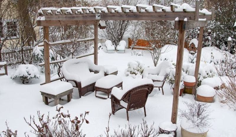 4 Reasons Why Pergolas Are Great During the Winter