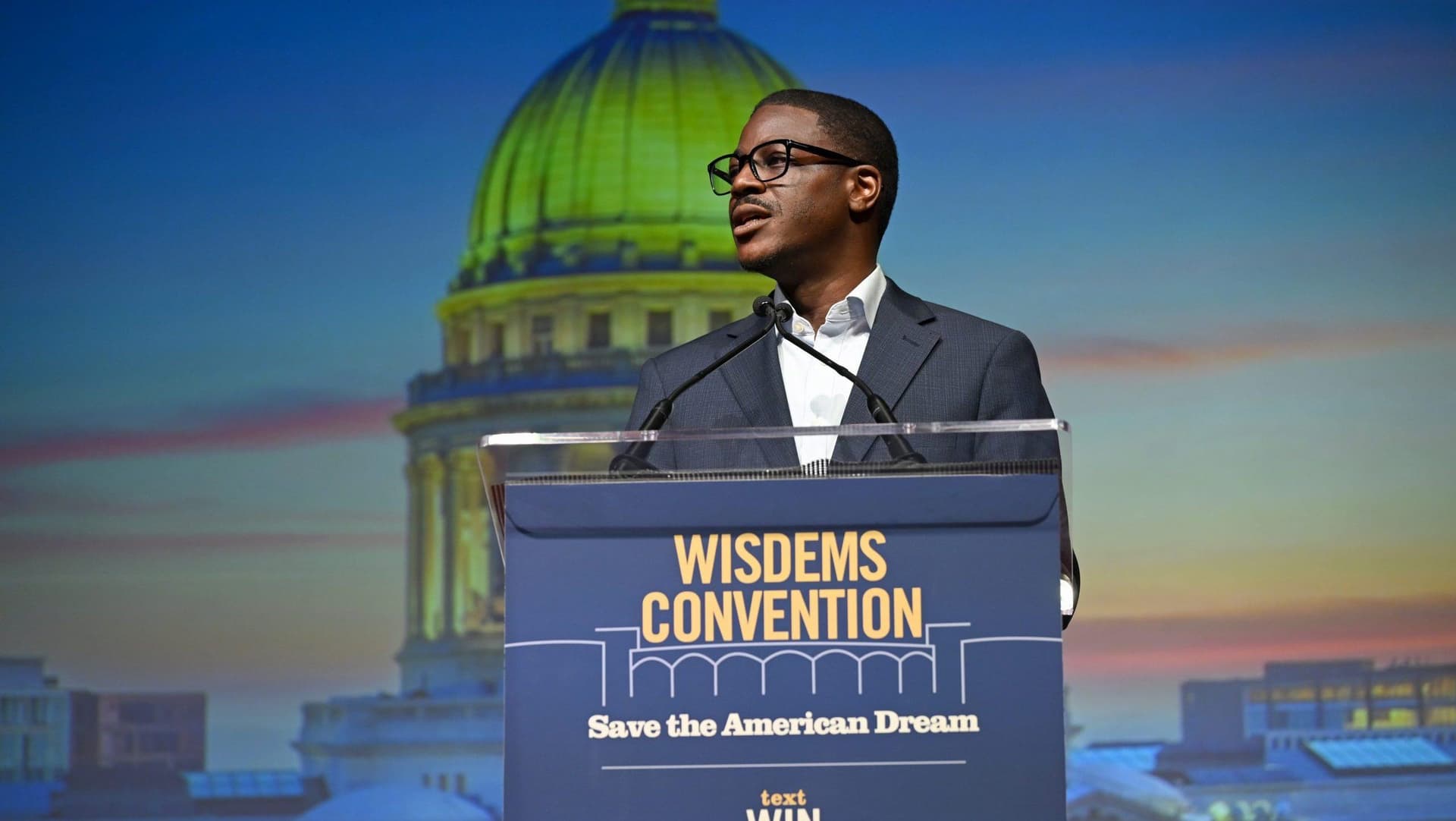 David Crowley officially endorses Sara Rodriguez for Wisconsin governor
