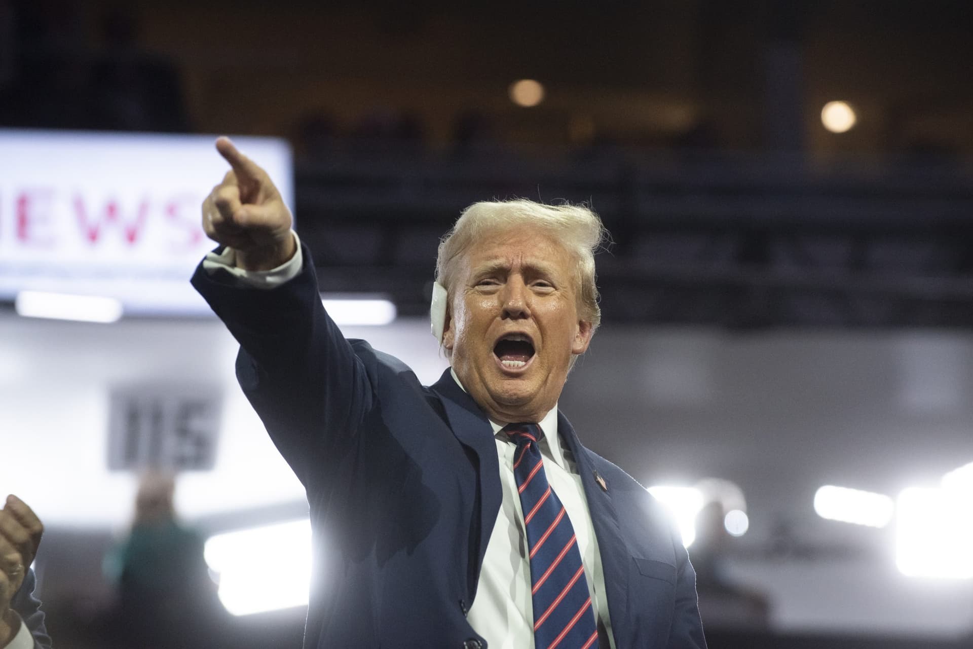 UPDATE: Presidential race in Wisconsin, U.S. called for Trump
