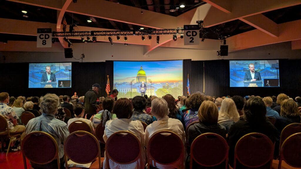 Democratic primary candidates make their pitch at party convention