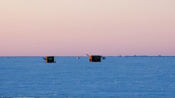 Time to take ice houses off Wisconsin lakes is nearing