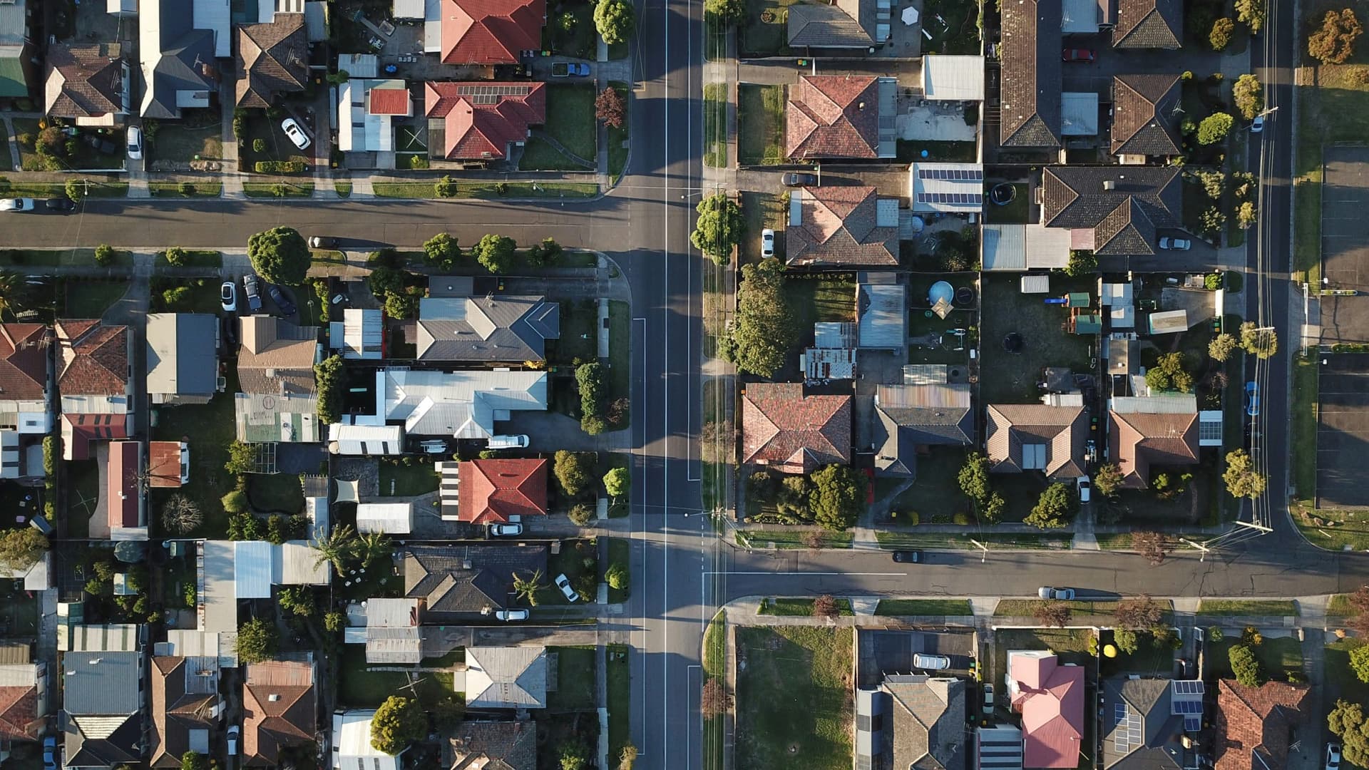 Southeast Wisconsin home sales, listings rise but supply remains tight