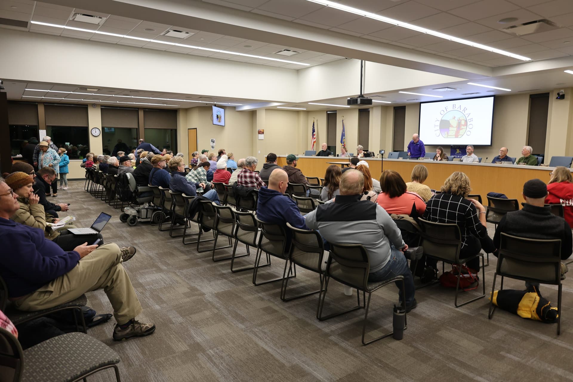 Baraboo Common Council Votes To Save City Pool, Shared-Ride Taxi