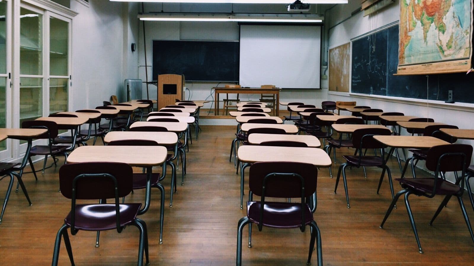 Superior Teachers Union Members Praise Court Ruling on Act 10