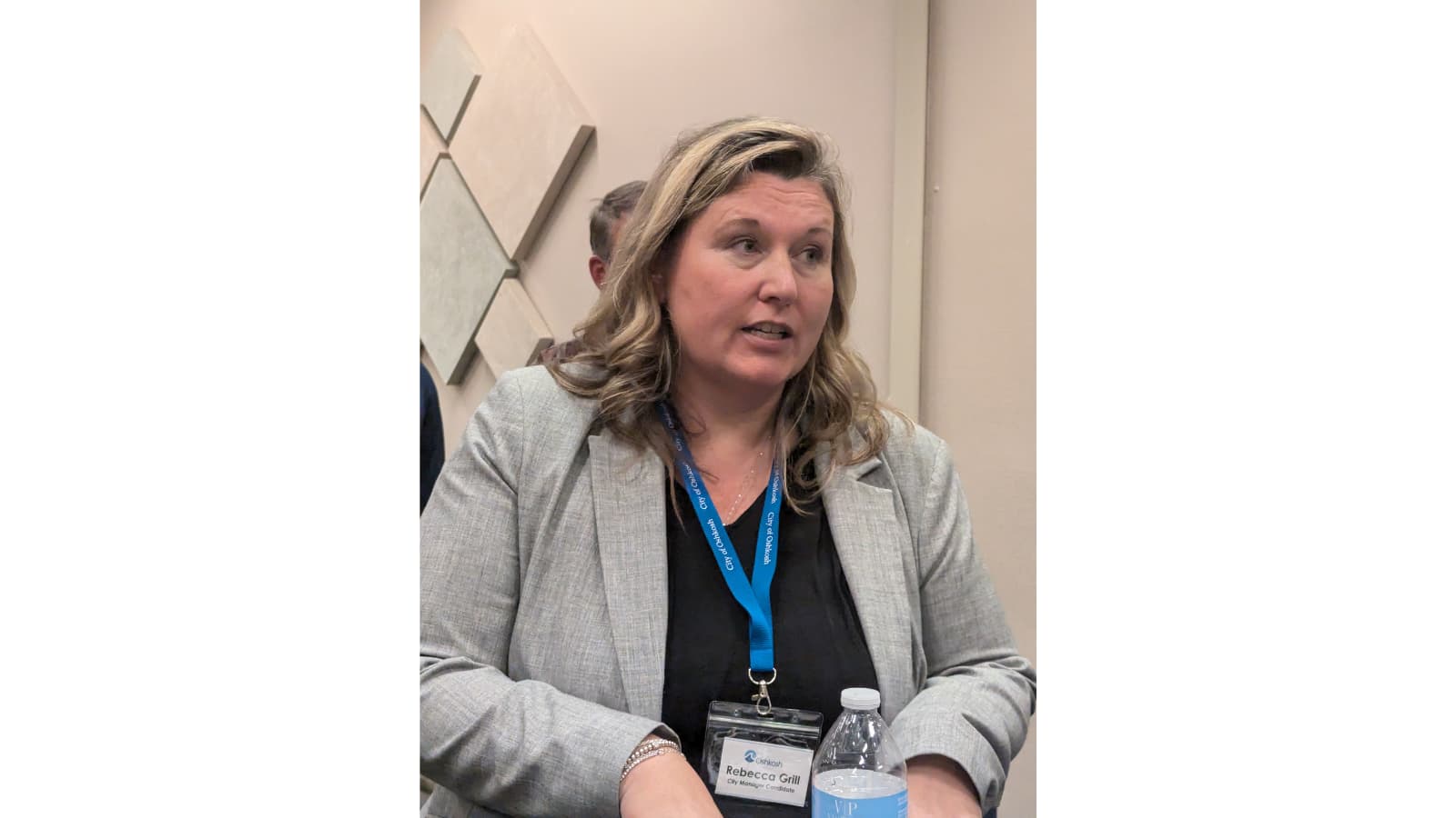 Rebecca Grill Sworn in as Oshkosh City Manager