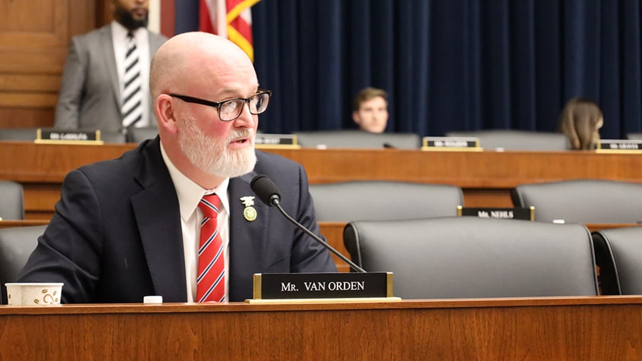Rep. Van Orden voices support for tariffs during visit with farmers