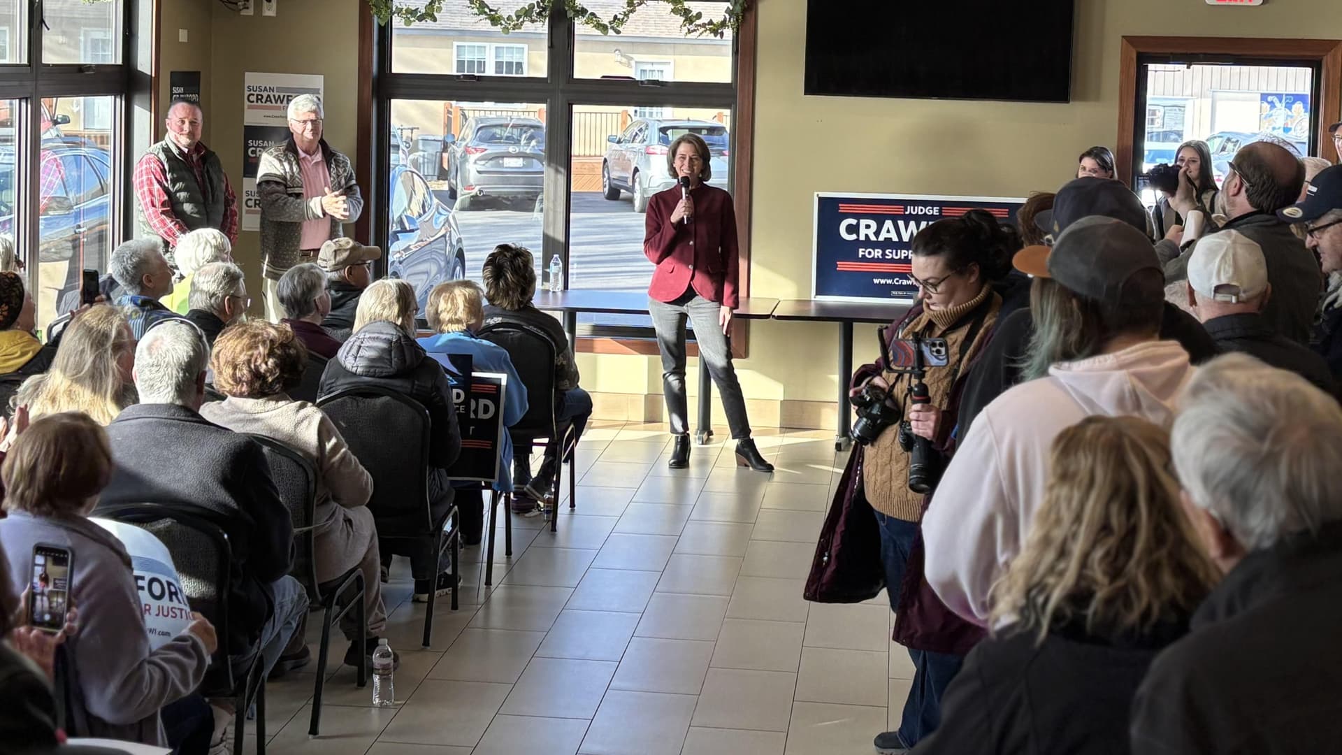 Chippewa Falls Hosts Judge Susan Crawford for Hometown Rally