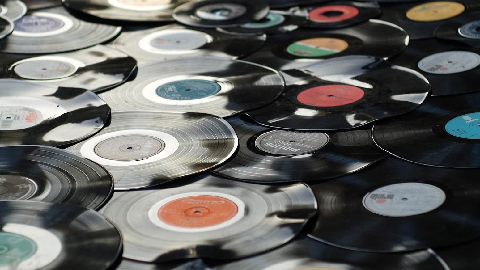 WRJN’S Tax Day Wax Giveaway
