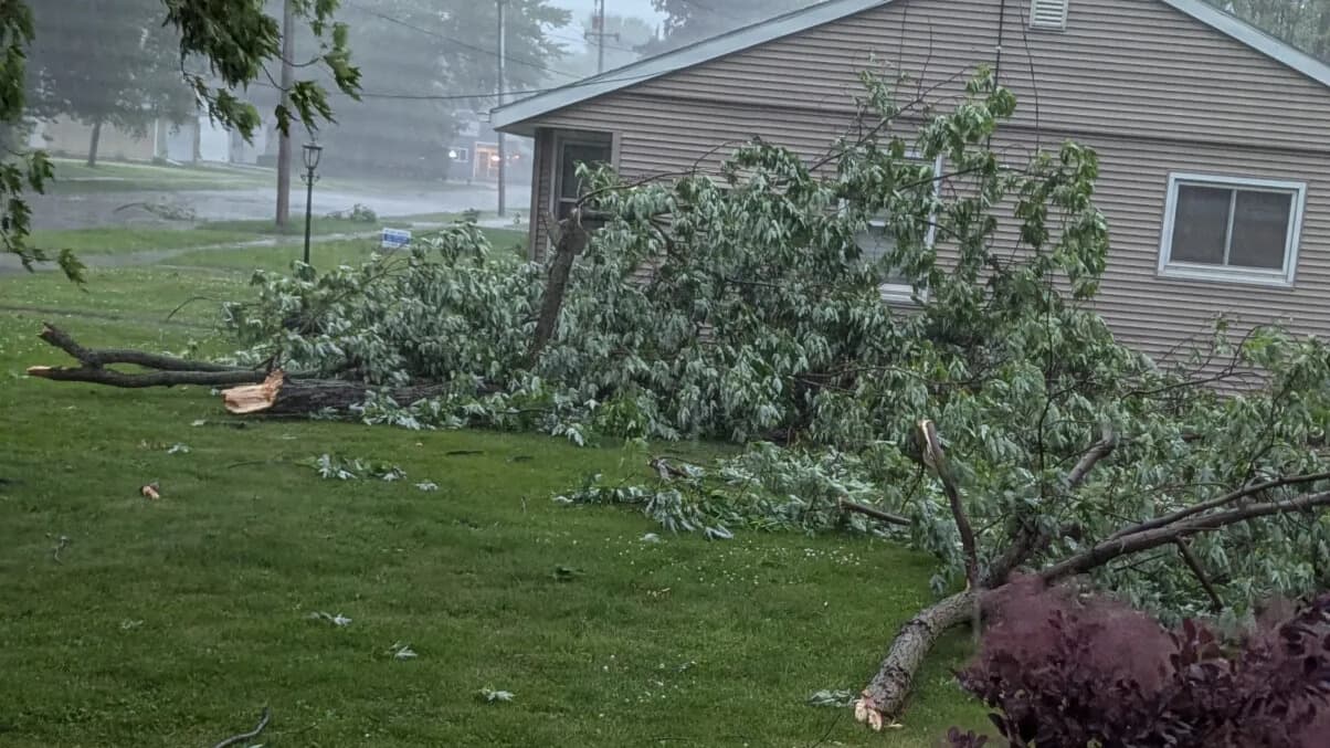 Strong Winds Slam Parts of the State