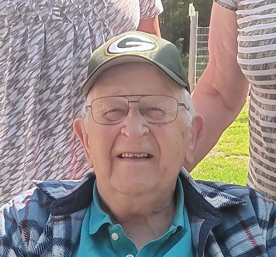 Roger R. Krueger, 90, Park Falls