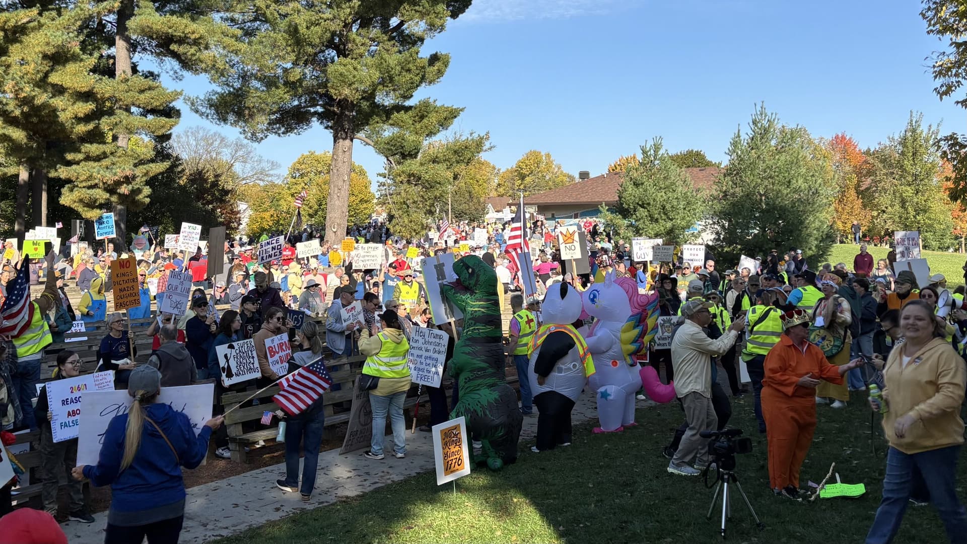Eau Claire and Chippewa Falls See Thousands for No Kings Event