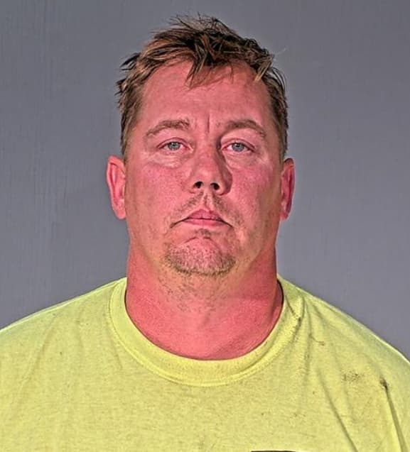 Hustisford Man Suspected of Setting Bar Fire