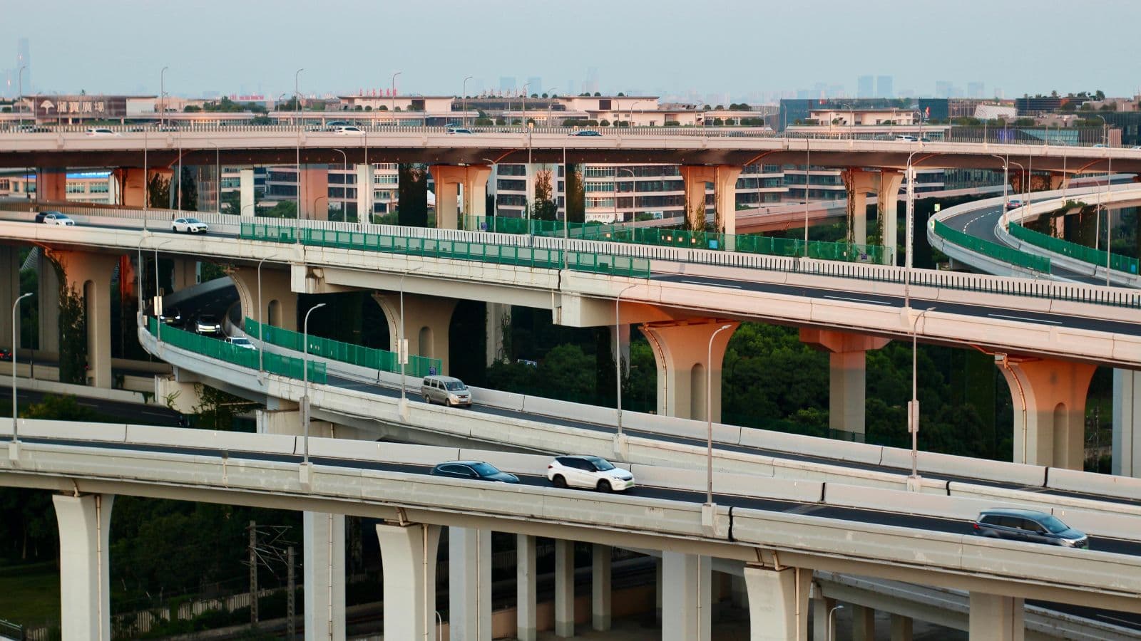 Twin Ports Interchange Project Ends Ahead of Blatnik Bridge Work
