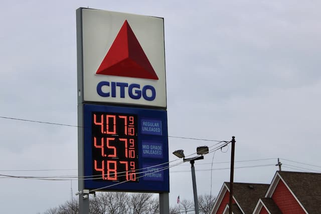Petroleum Analyst Patrick De Haan on Gas Prices (Hour 1)