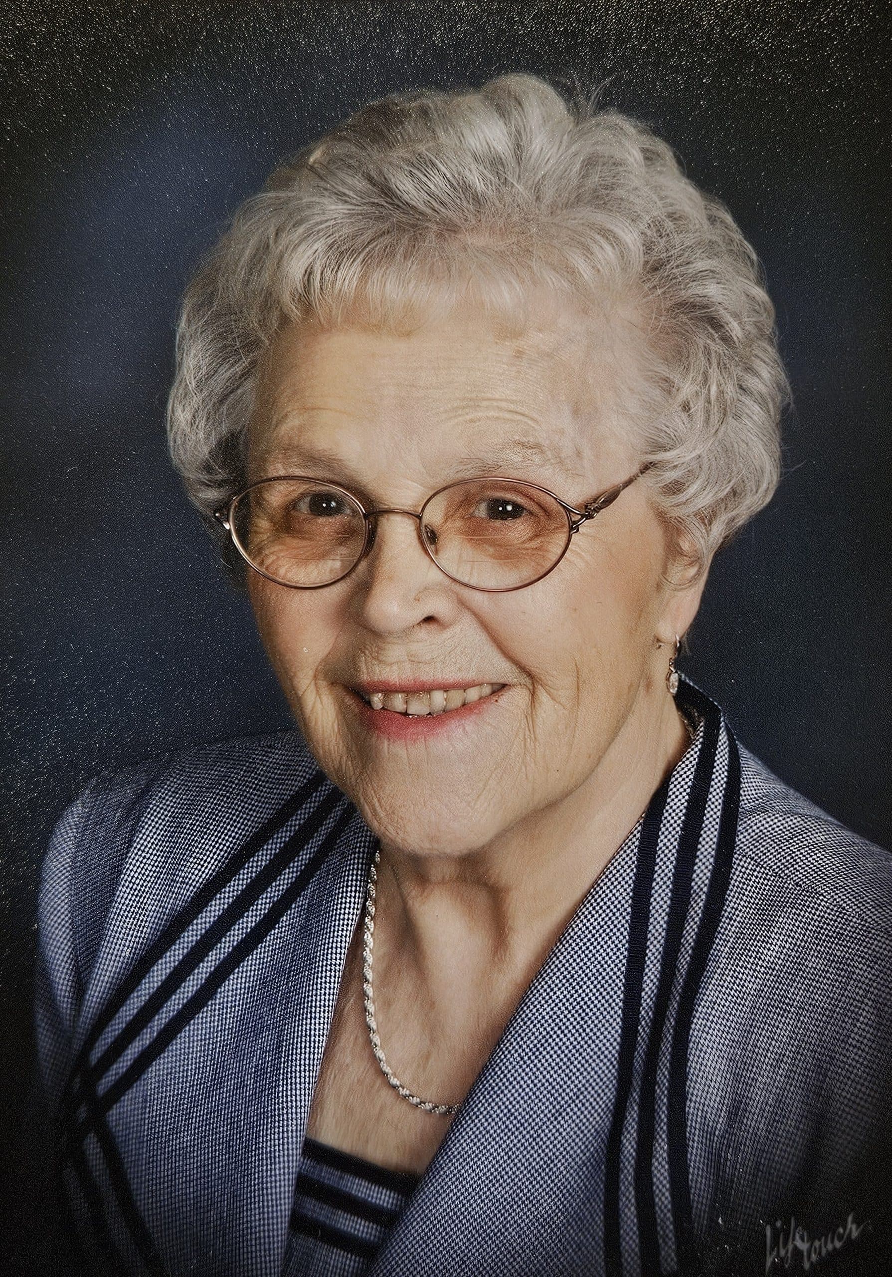 Adela Matilda Holoubek, 93, Phillips