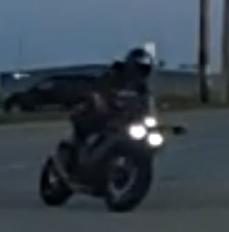 Motorcyclist Eludes FDL County Deputies