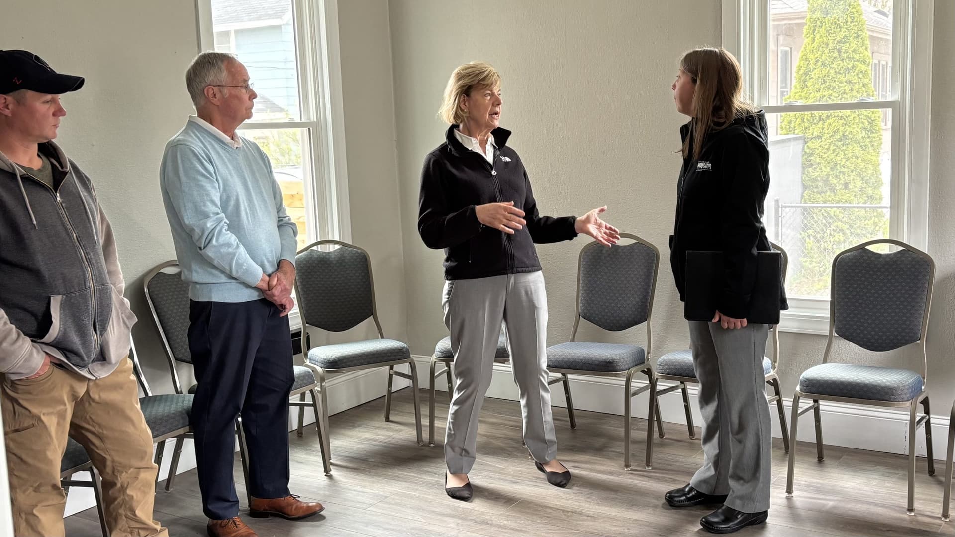 Eau Claire Housing Authority Hosts Senator Tammy Baldwin Visit